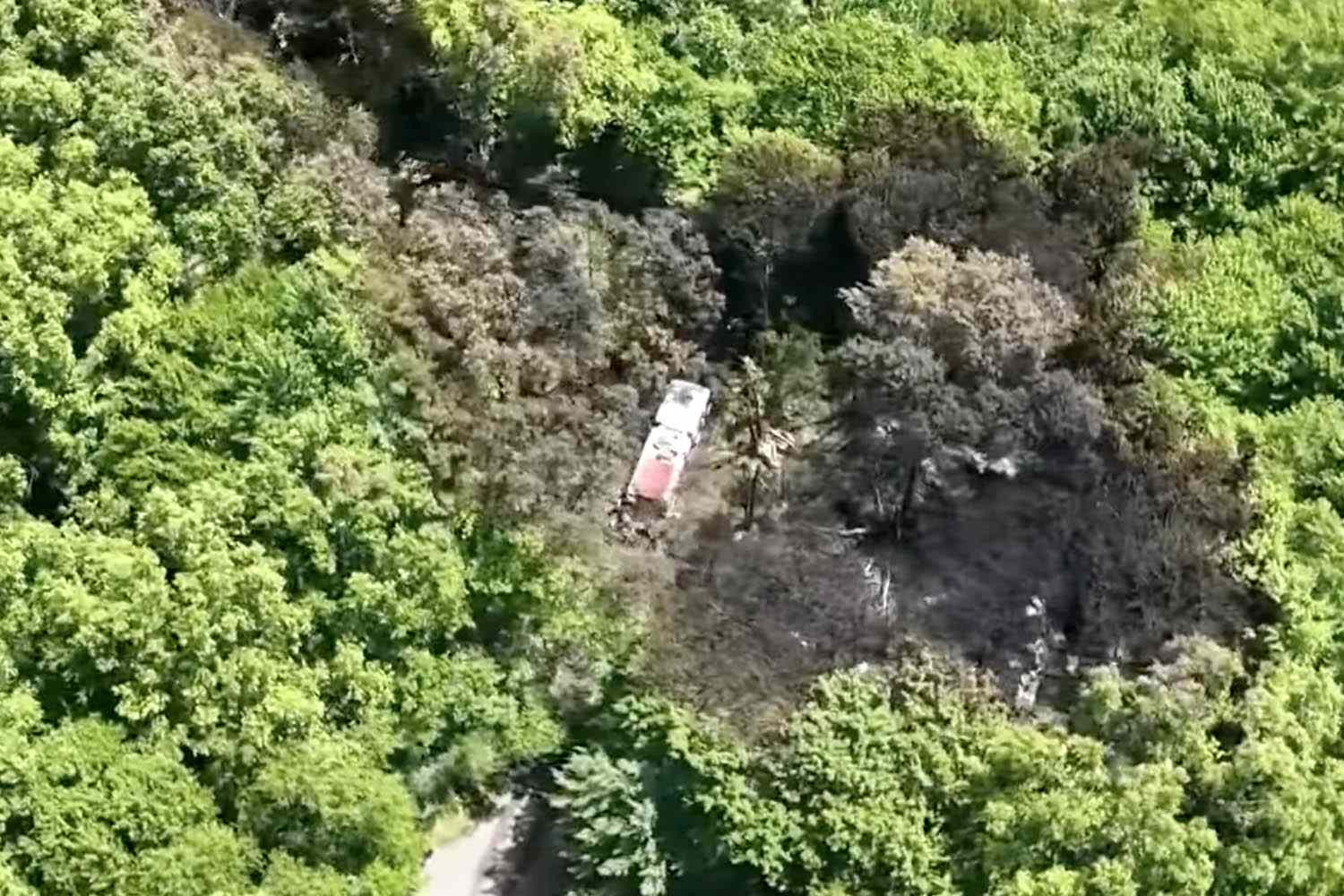 6 Dead After Small Plane Crashes in Ohio Neighborhood Just Minutes
